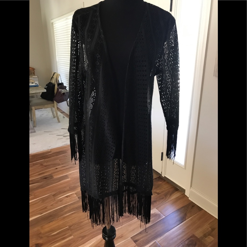 Black fringe kimono